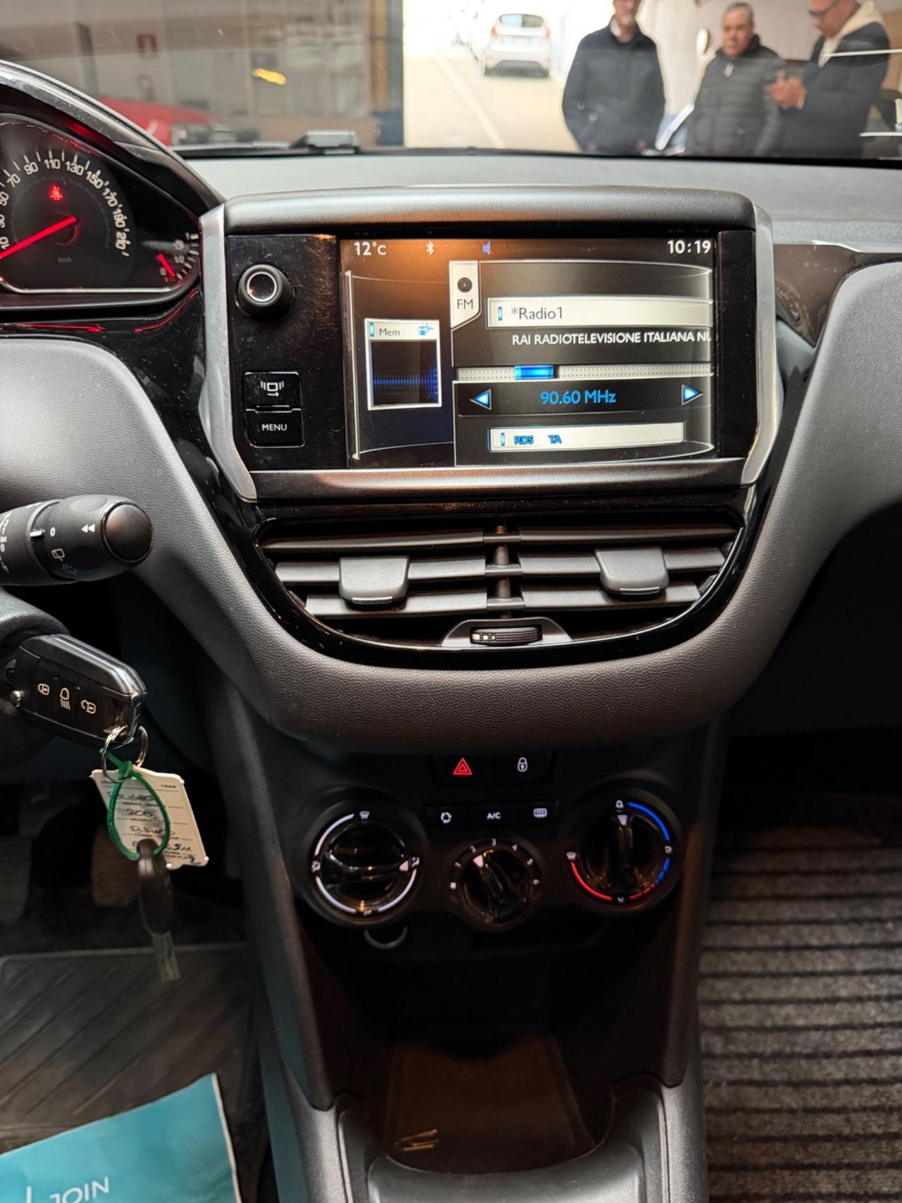 Peugeot 208 1.2 Neopatentati Euro 5