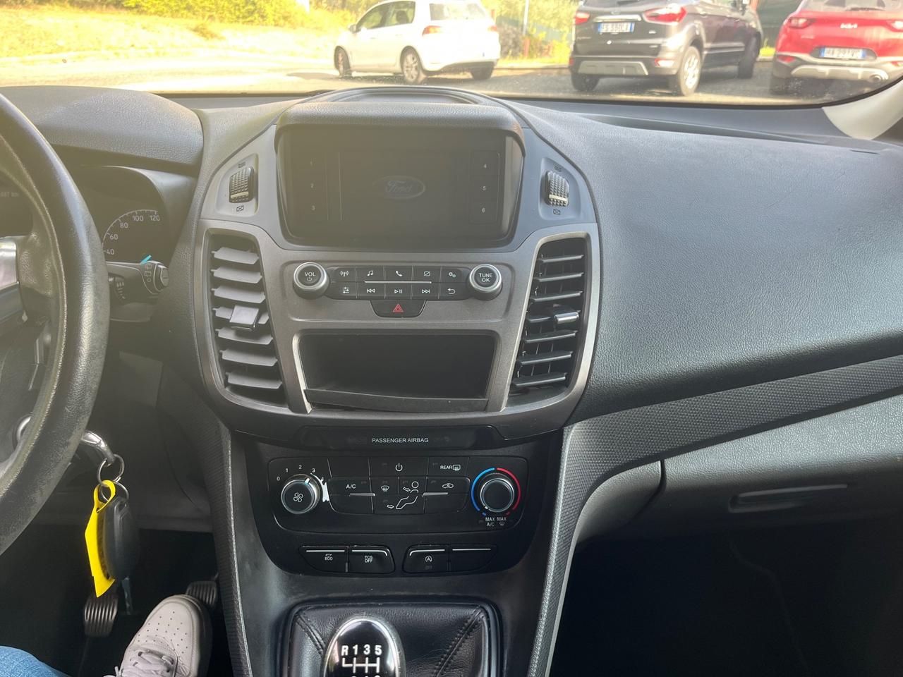 Ford Tourneo Connect 1.5 TDCi 100 CV Plus