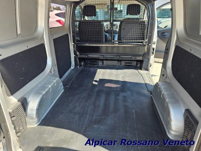 NISSAN NV200 1.6 Combi (N1)
