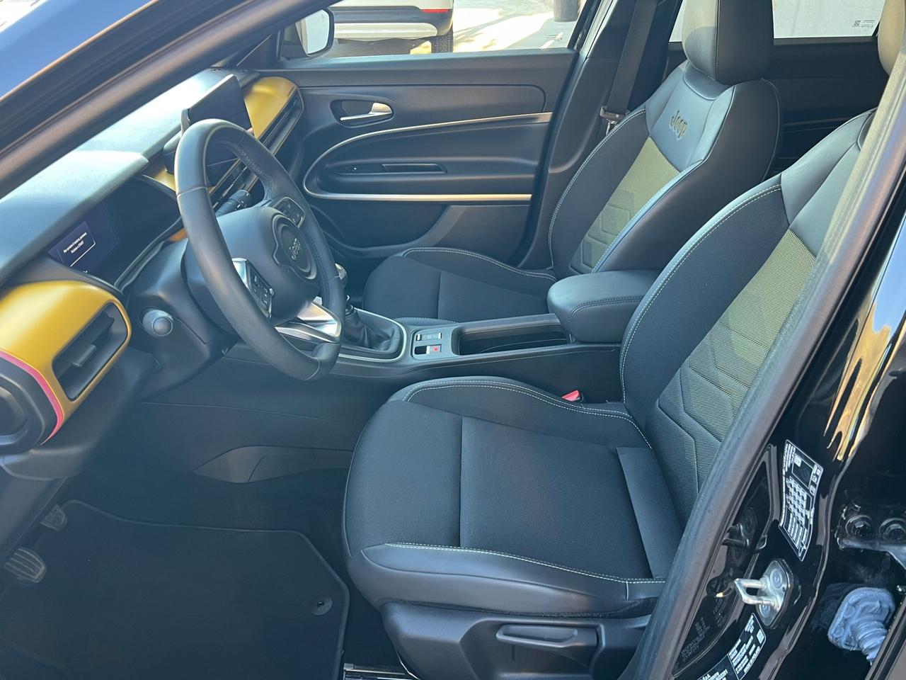 Jeep Avenger 1.2 Turbo 100 CV Summit