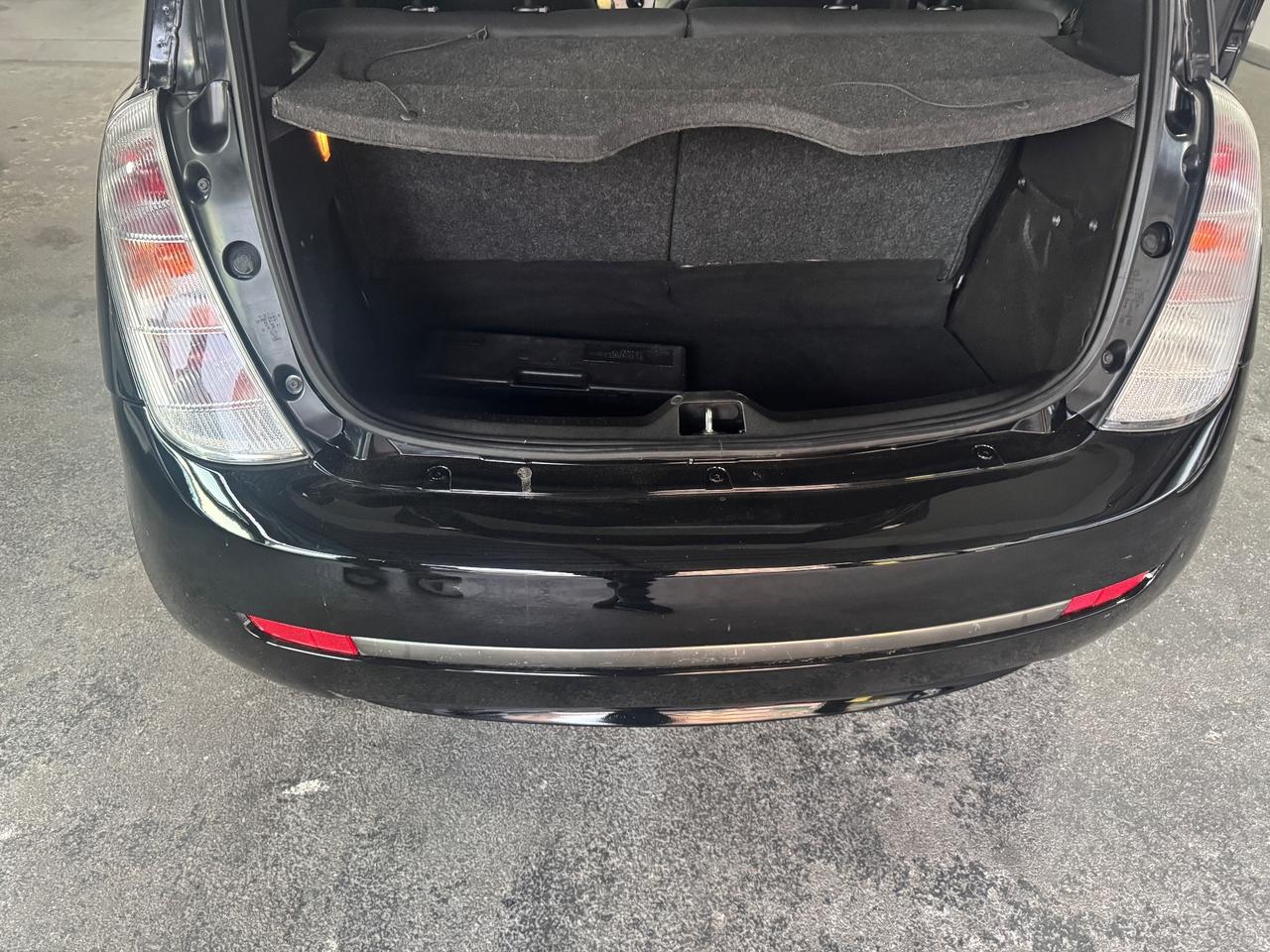 Lancia Ypsilon 1.3 MJT 75 CV MomoDesign