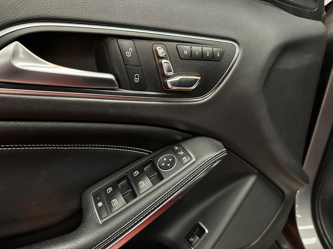 Mercedes-benz GLA 200d Aut. 4Matic Premium Night Edition MY18