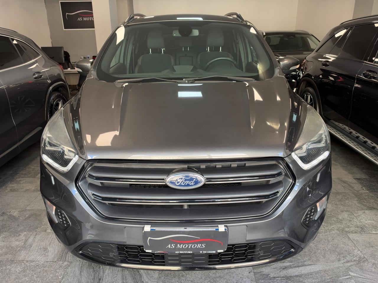 Ford Kuga 1.5 TDCI 120 CV 2WD ST-Line