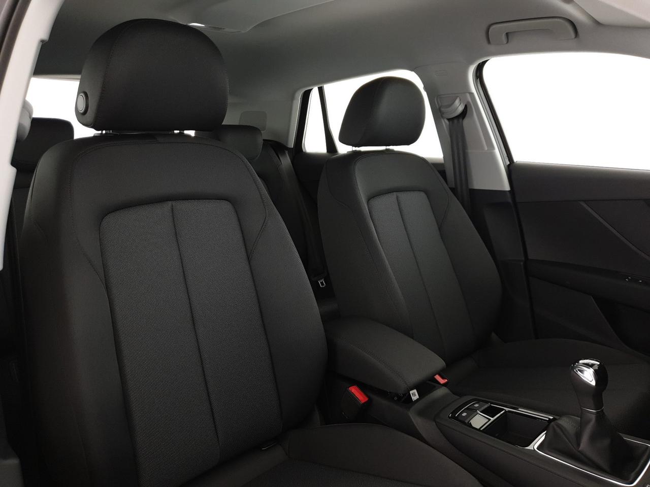 30TFSI 116CV Business Advanced