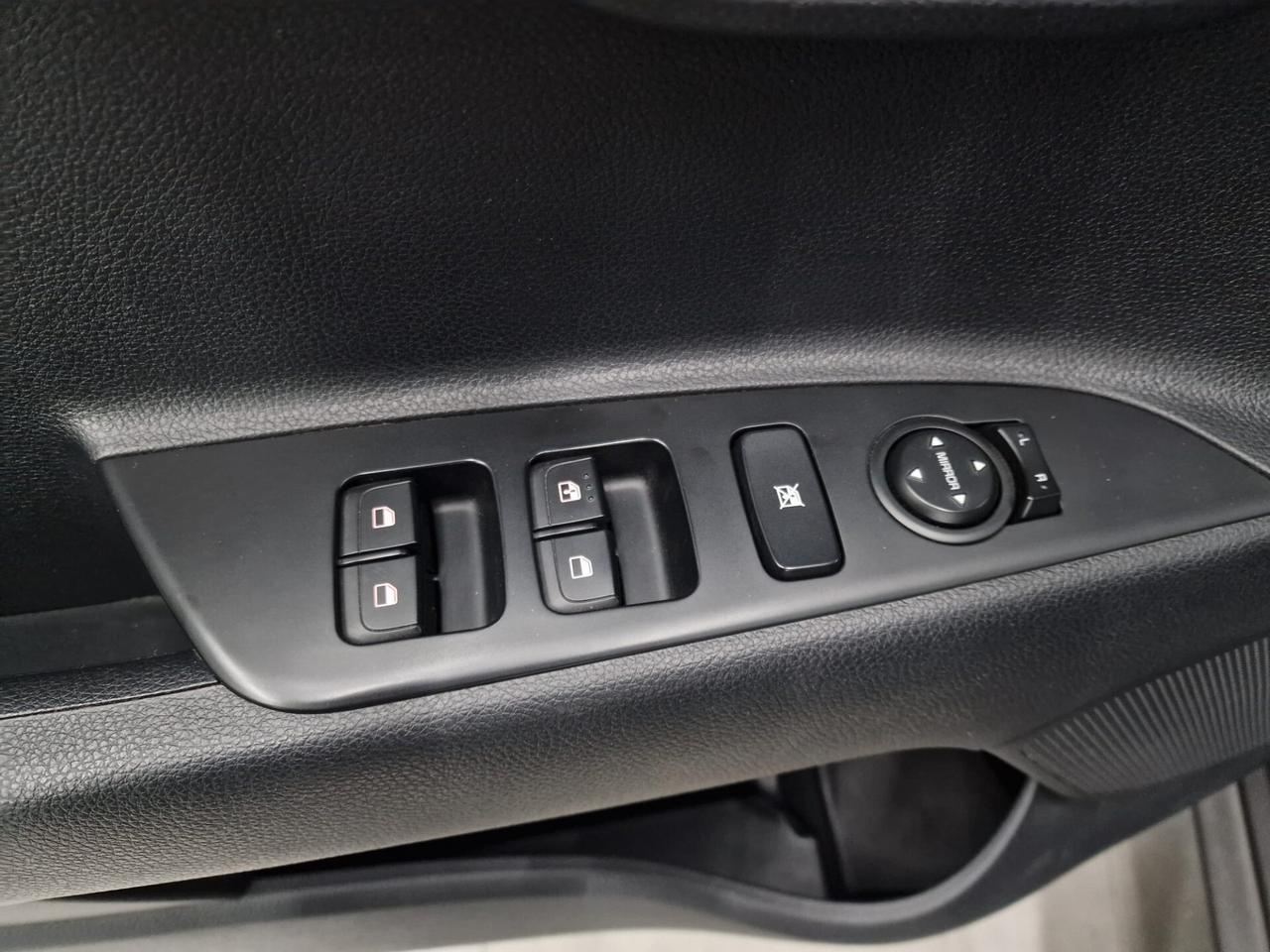 Kia Stonic 1.0 T-GDi 100 CV MHEV MT Urban Special Edition