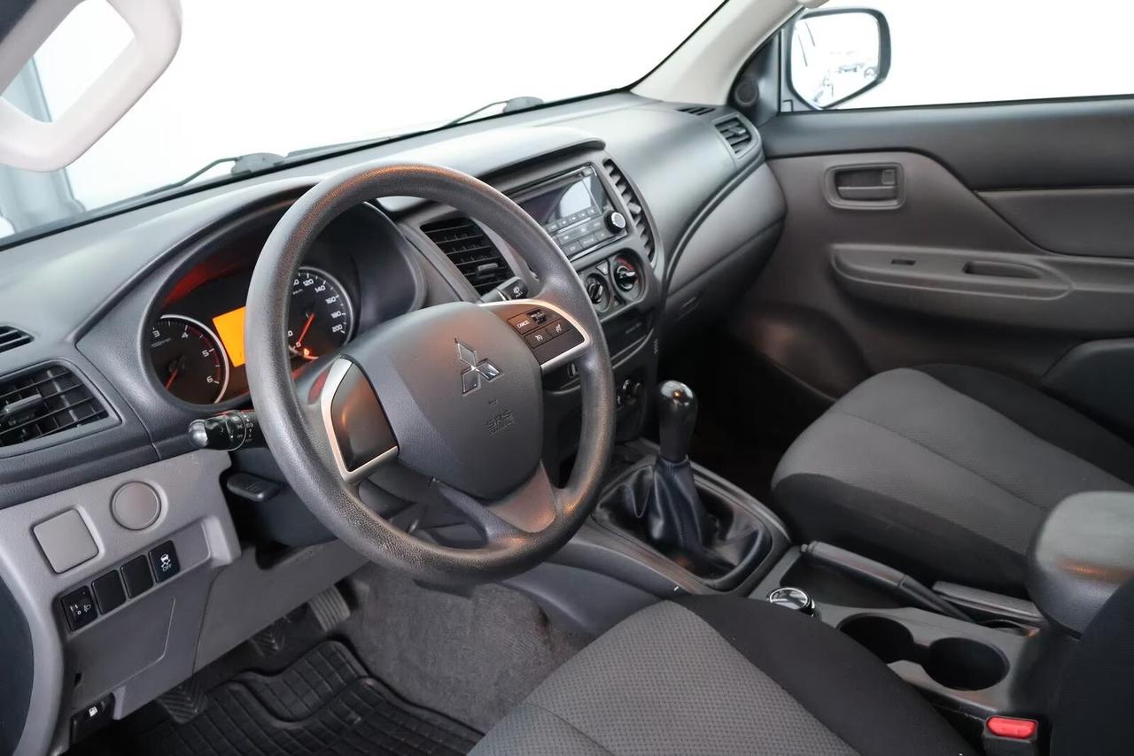 Mitsubishi L200 2.4 DI-D/154CV Double Cab Invite