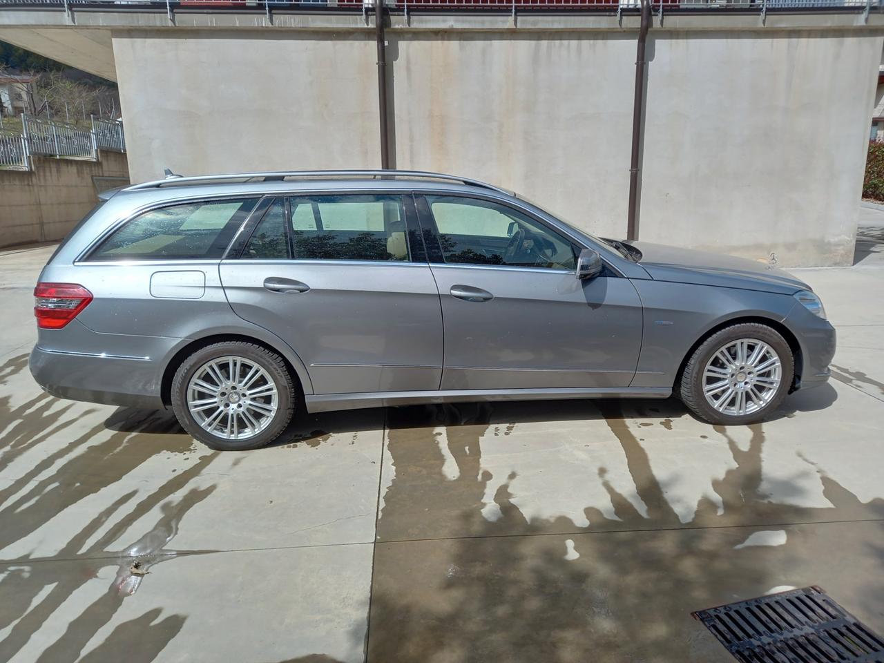 MERCEDES CLASSE E 350 CDI 4 MATIC EXECUTIVE FULL- UNICO P