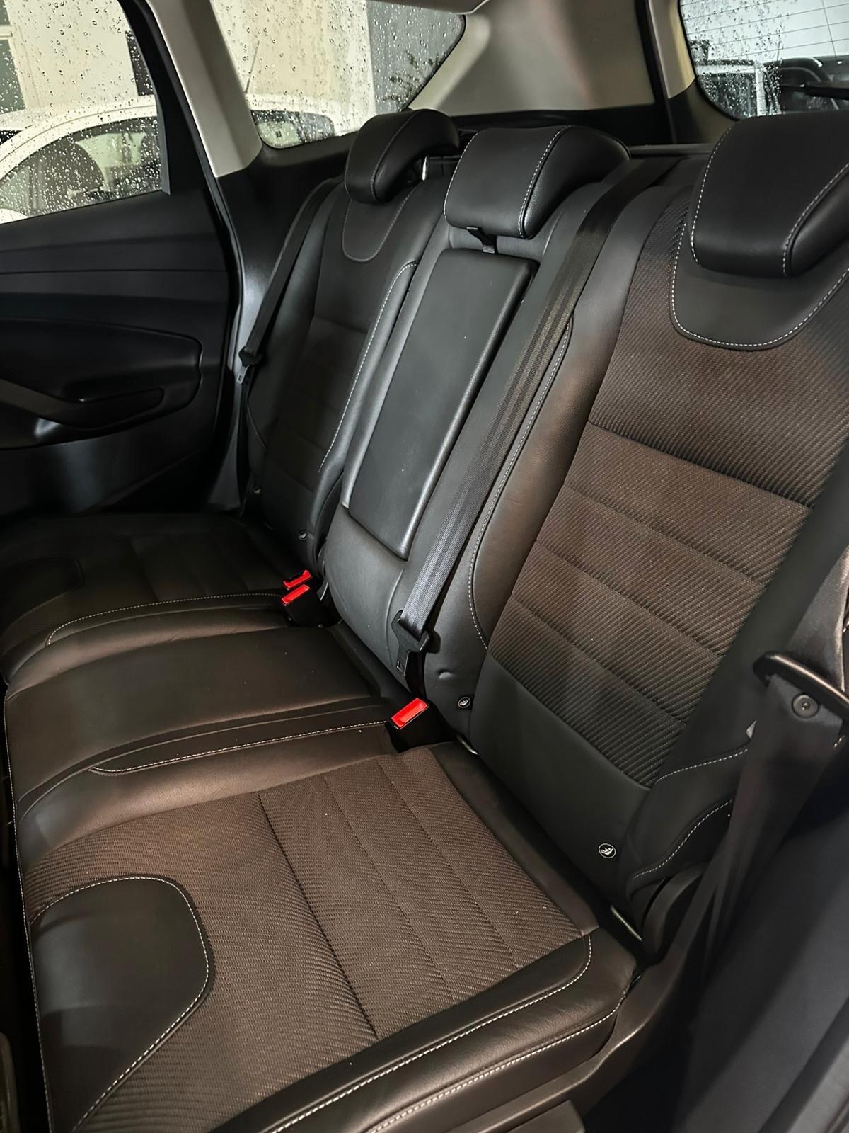 Ford Kuga 2.0 TDCI 150 CV S&S 4WD Titanium