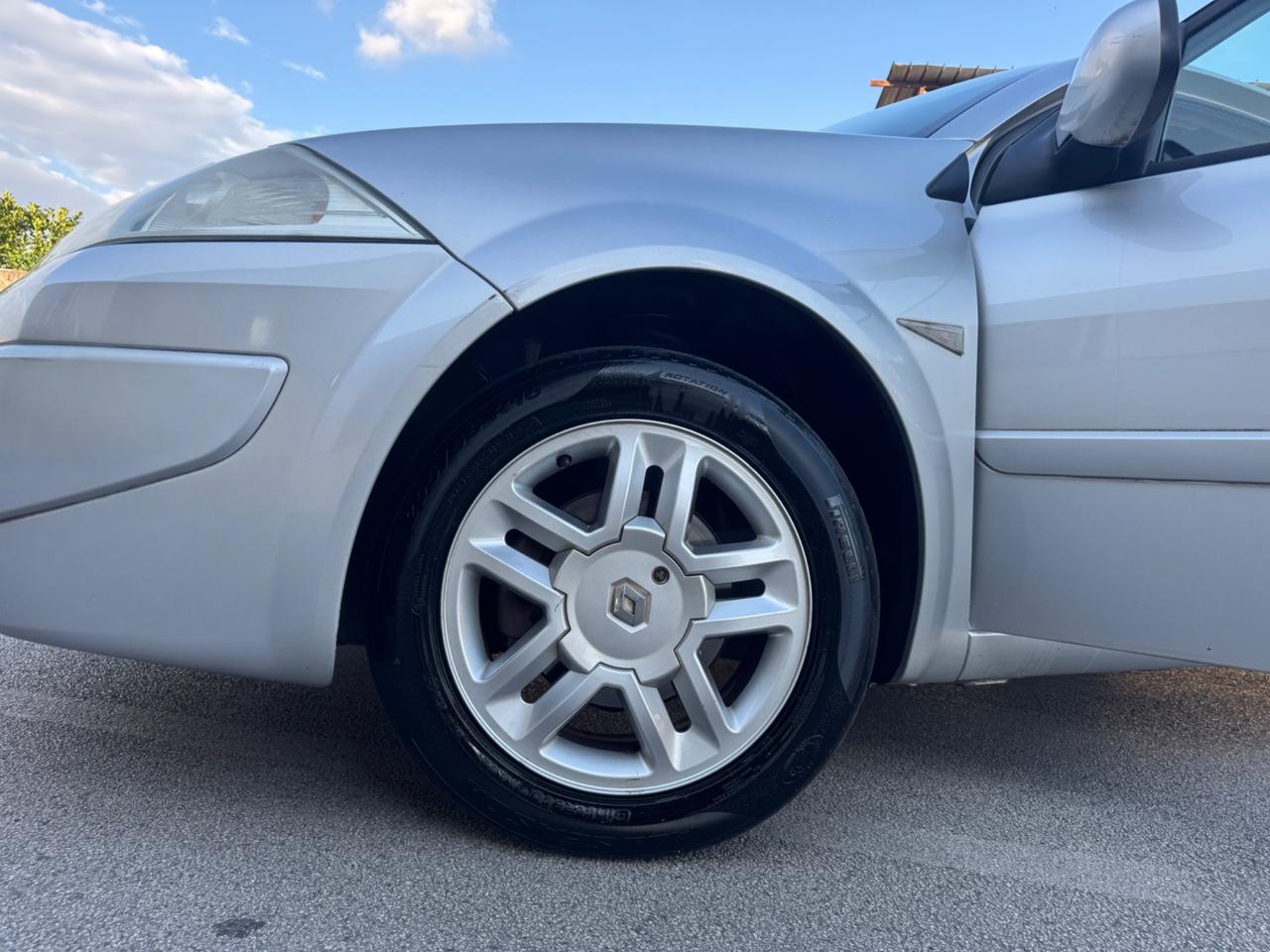 Renault Megane Mégane 1.6 3p Serie Speciale Exception