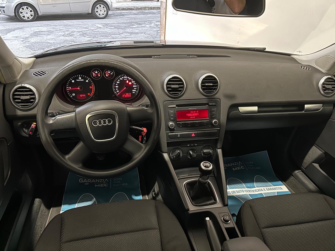 Audi A3 SPB 1.6 TDI 90 CV young F.AP Ambition