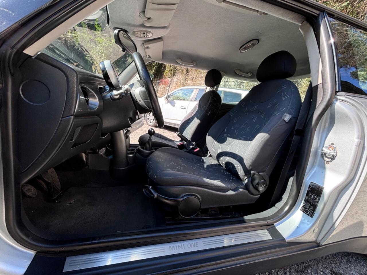 Mini 1.6 16V One de luxe