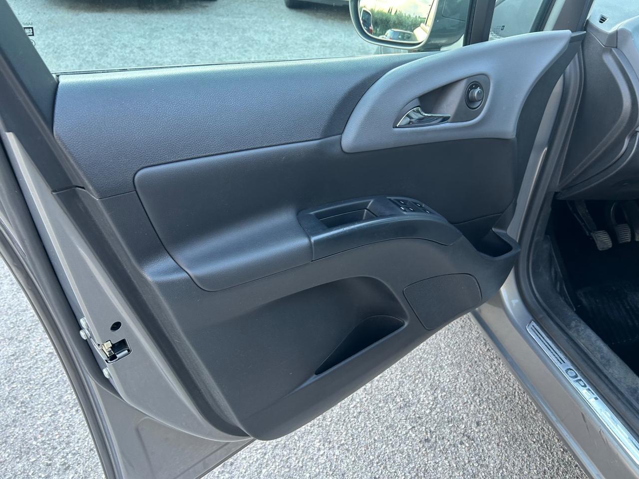 Opel Meriva 1.3 CDTI 95CV ecoFLEX Cosmo