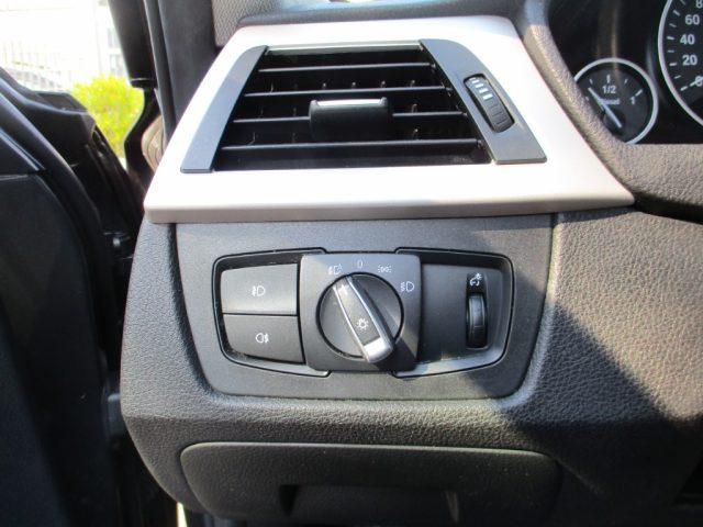 BMW 320 d xDrive Touring Business Advantage