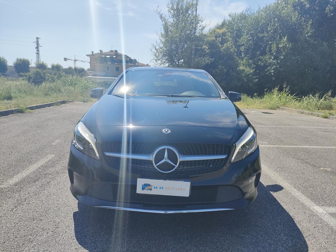 MERCEDES BENZ Classe A 180 automatica 110cv
