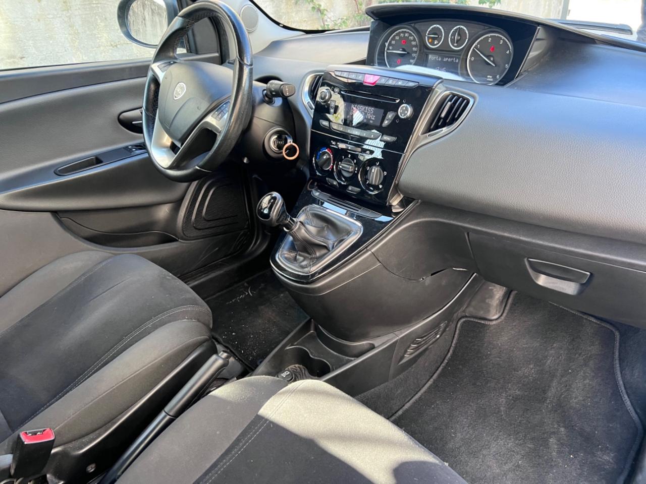 Lancia Ypsilon 1.3 MJT 16V 95 CV 5 porte S&S Gold Blockshaft