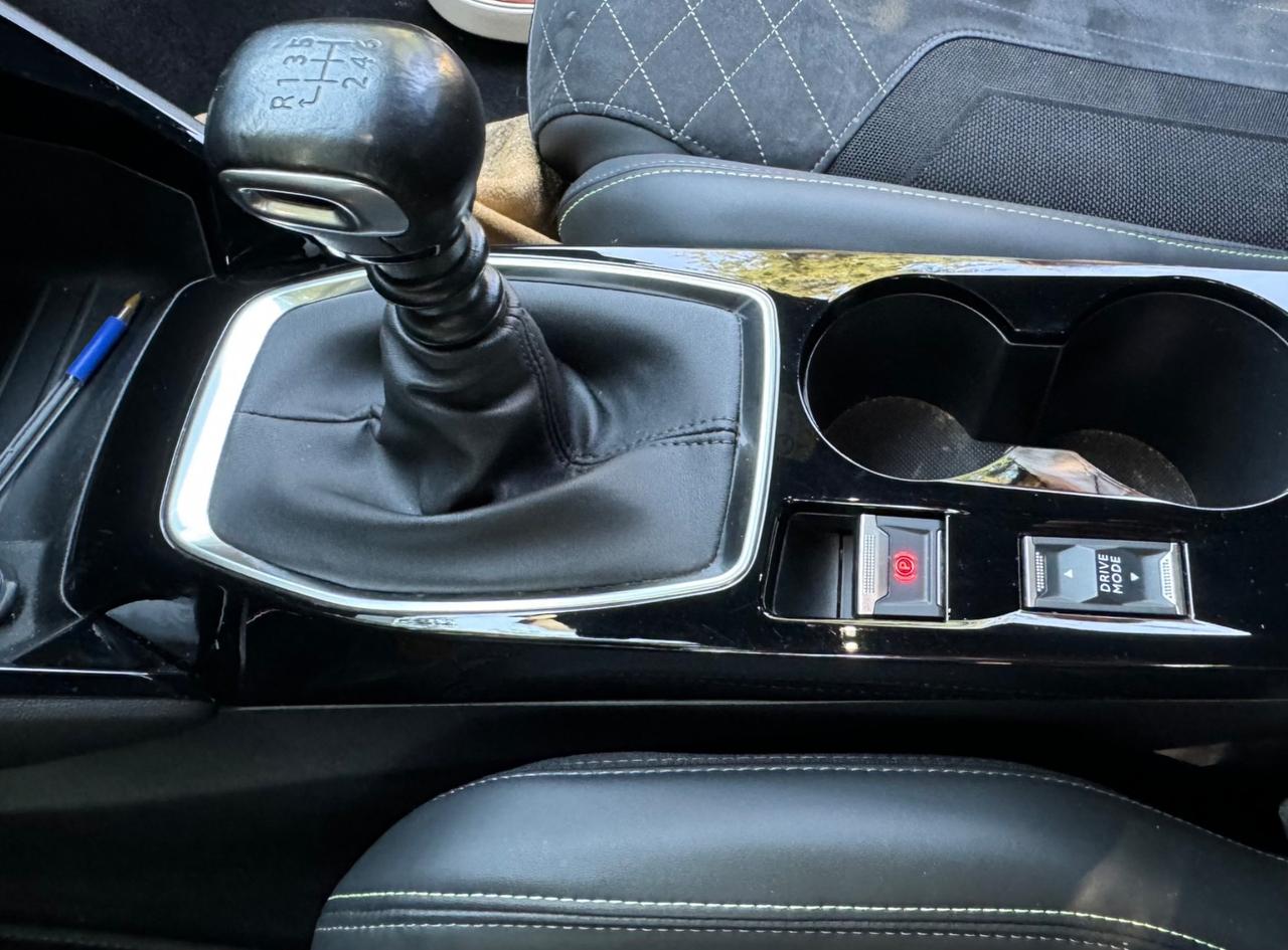 Peugeot 208 PureTech 100 Stop&Start 5 porte GT