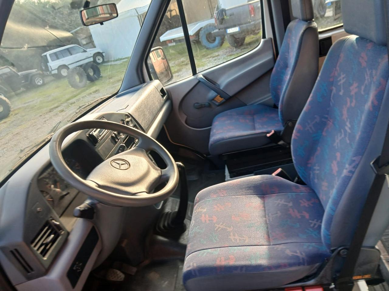 Mercedes-benz Sprinter K30/28 208 CDI cat Kombi