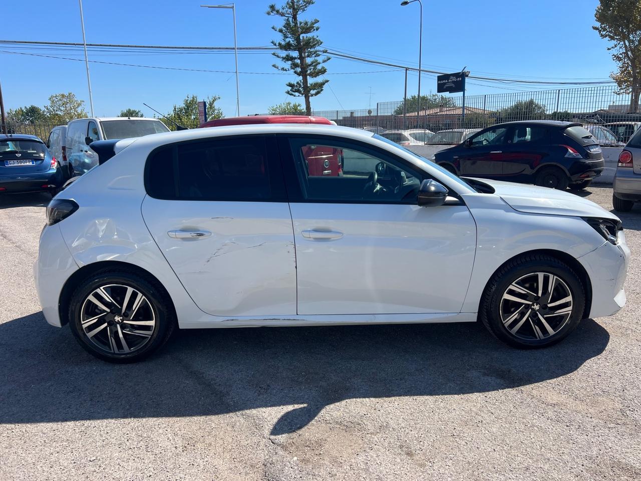 Peugeot 208 PureTech 100 Stop&Start 5 porte Allure