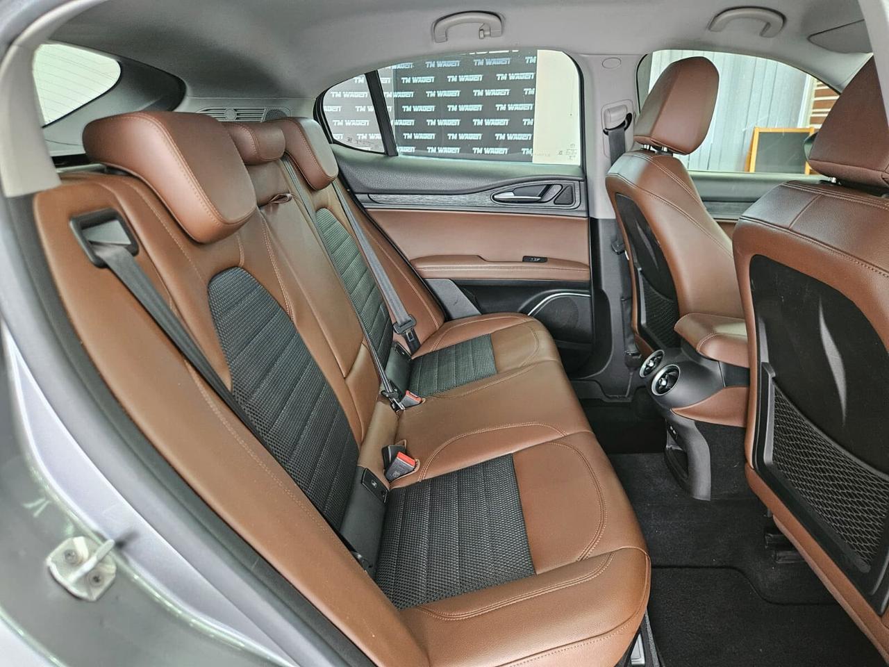 Alfa Romeo Stelvio 2.0 Turbo 200 CV AT8 Q4 Super