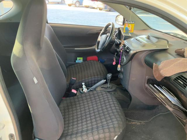TOYOTA iQ 1.0