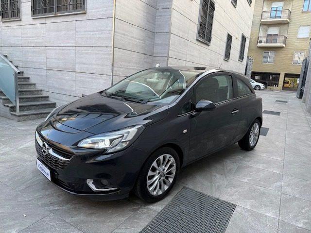 OPEL Corsa 1.2 Coupé Cosmo