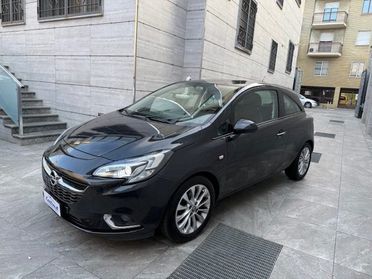 OPEL Corsa 1.2 Coupé Cosmo