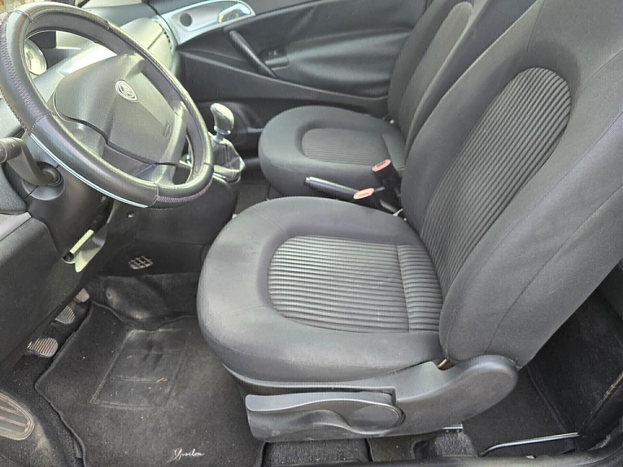 Lancia Ypsilon 1.2BENZ. OK PER NEOPATENTATI UNICO PROPRIETARIO ANNO 2010