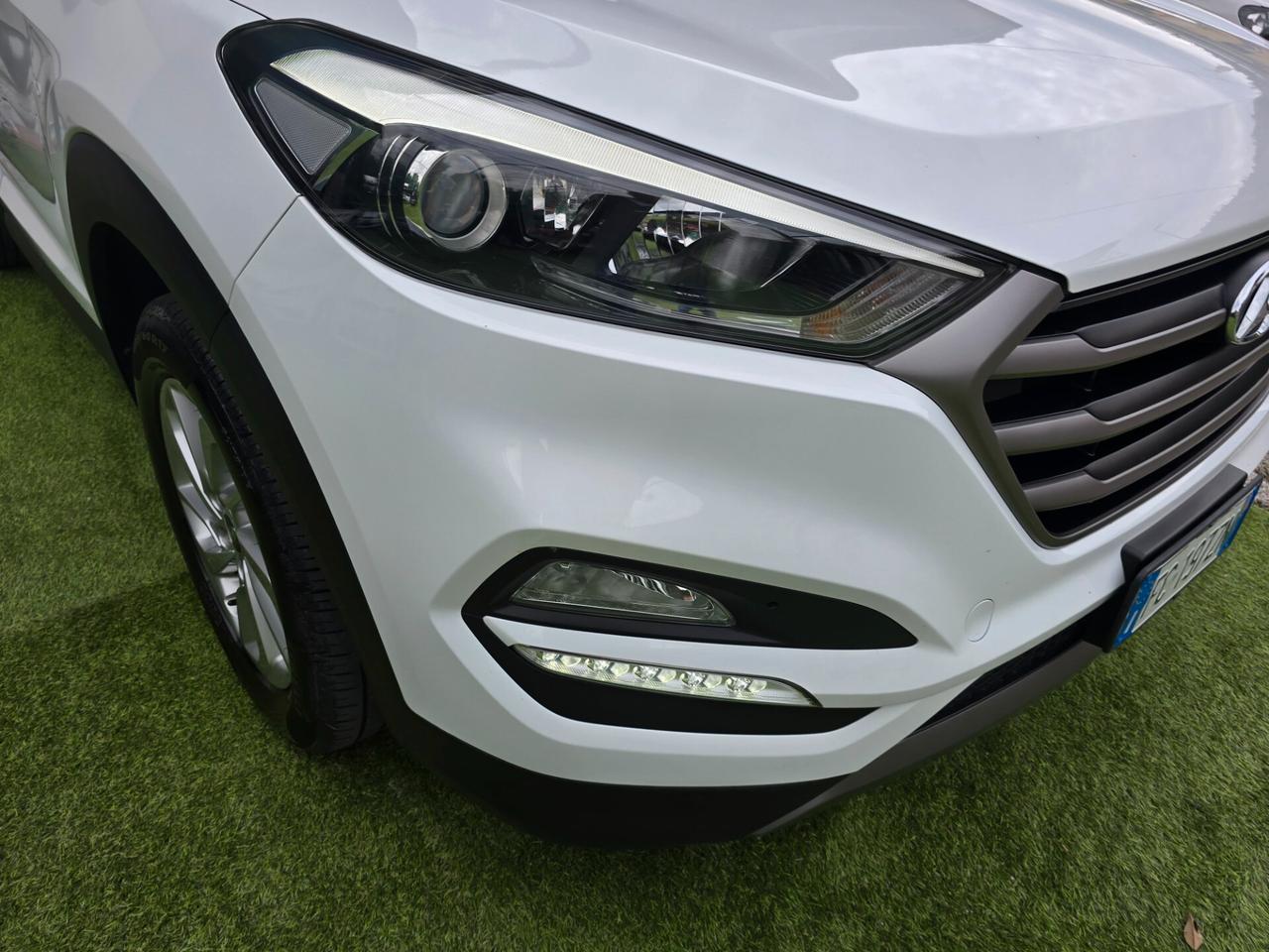 Hyundai Tucson 1.6BENZ 132CV euro6 -2016