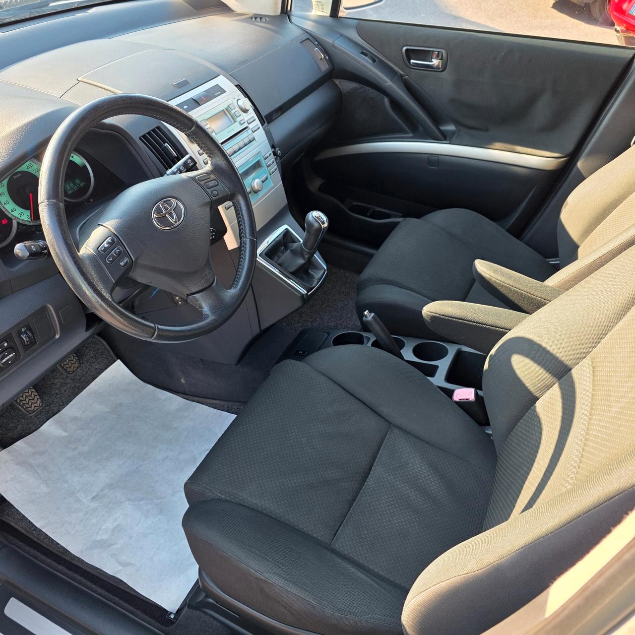 Toyota Corolla Verso 1.6 16V Sol