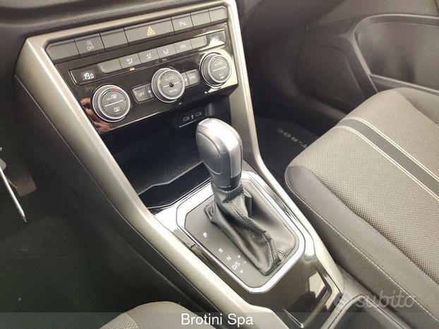 Volkswagen T-Roc 1.5 TSI ACT DSG Style BlueMo...