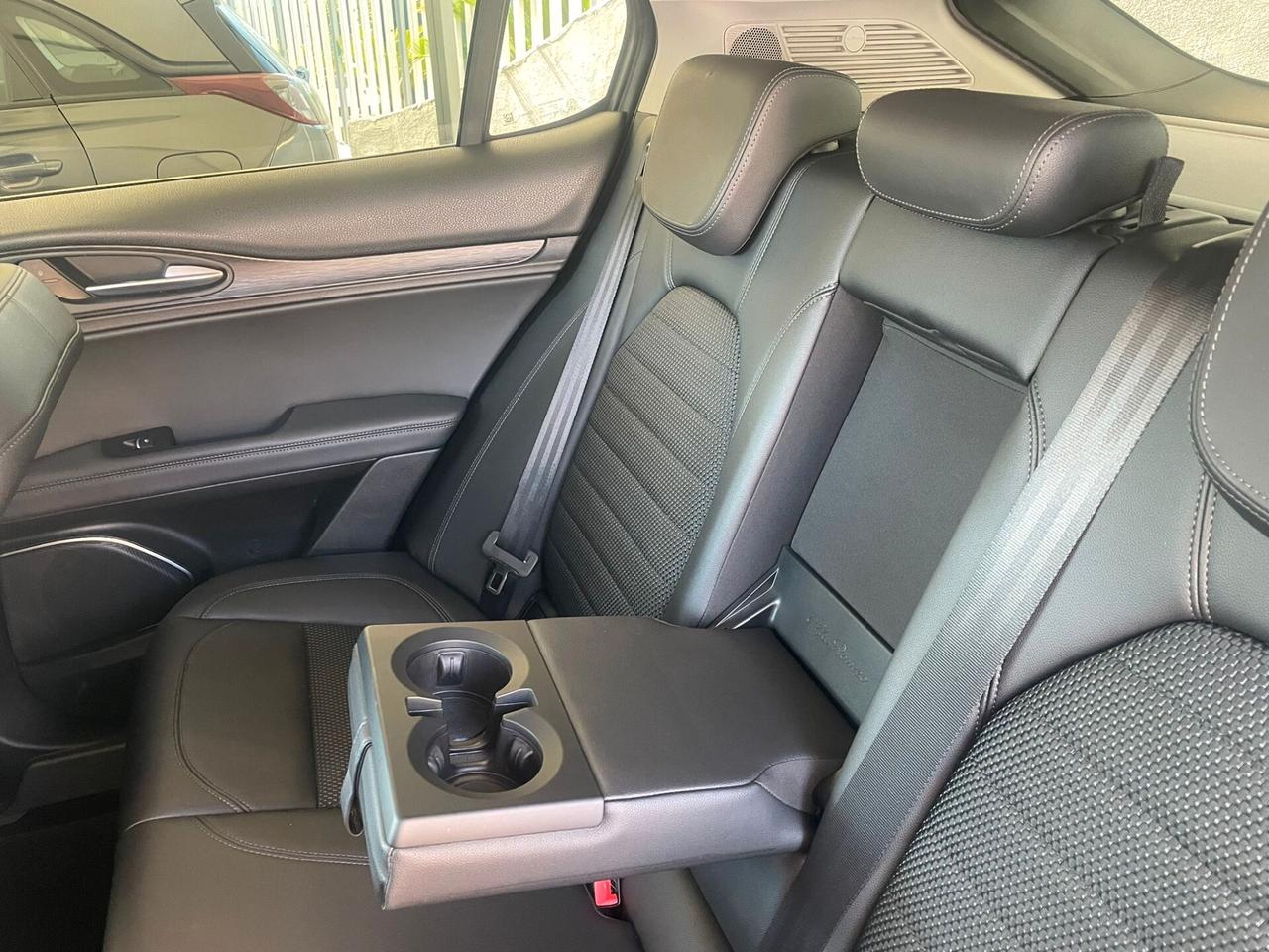 Alfa Romeo Stelvio 2.2 Turbodiesel 190 CV AT8 Q4 Executive