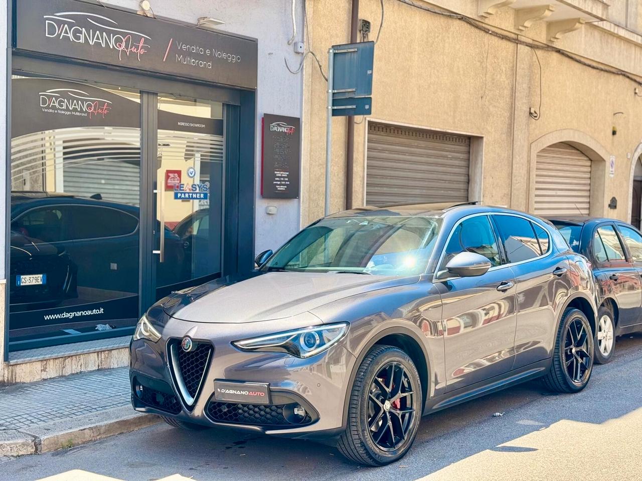 ALFA ROMEO STELVIO 2.2 210HP EXECUTIVE AT8 Q4 EU6- 2017 *TETTO,HARMAN KARDON*