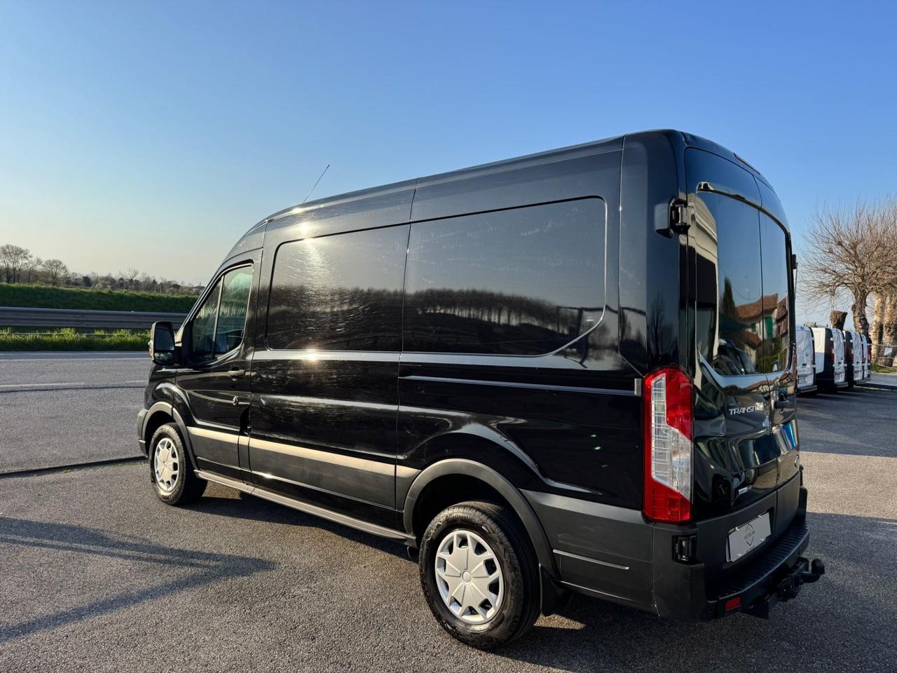 Ford Transit 350 2.0TDCi EcoBlue 130CV PL-TM Furgone Trend