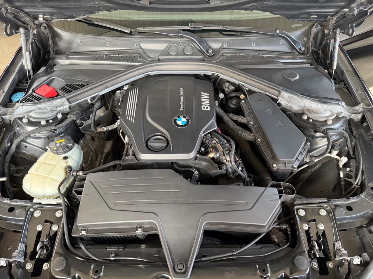 Bmw 118 118d 5p. Urban CAMBIO AUTO UNICO PRO TAGLIANDI