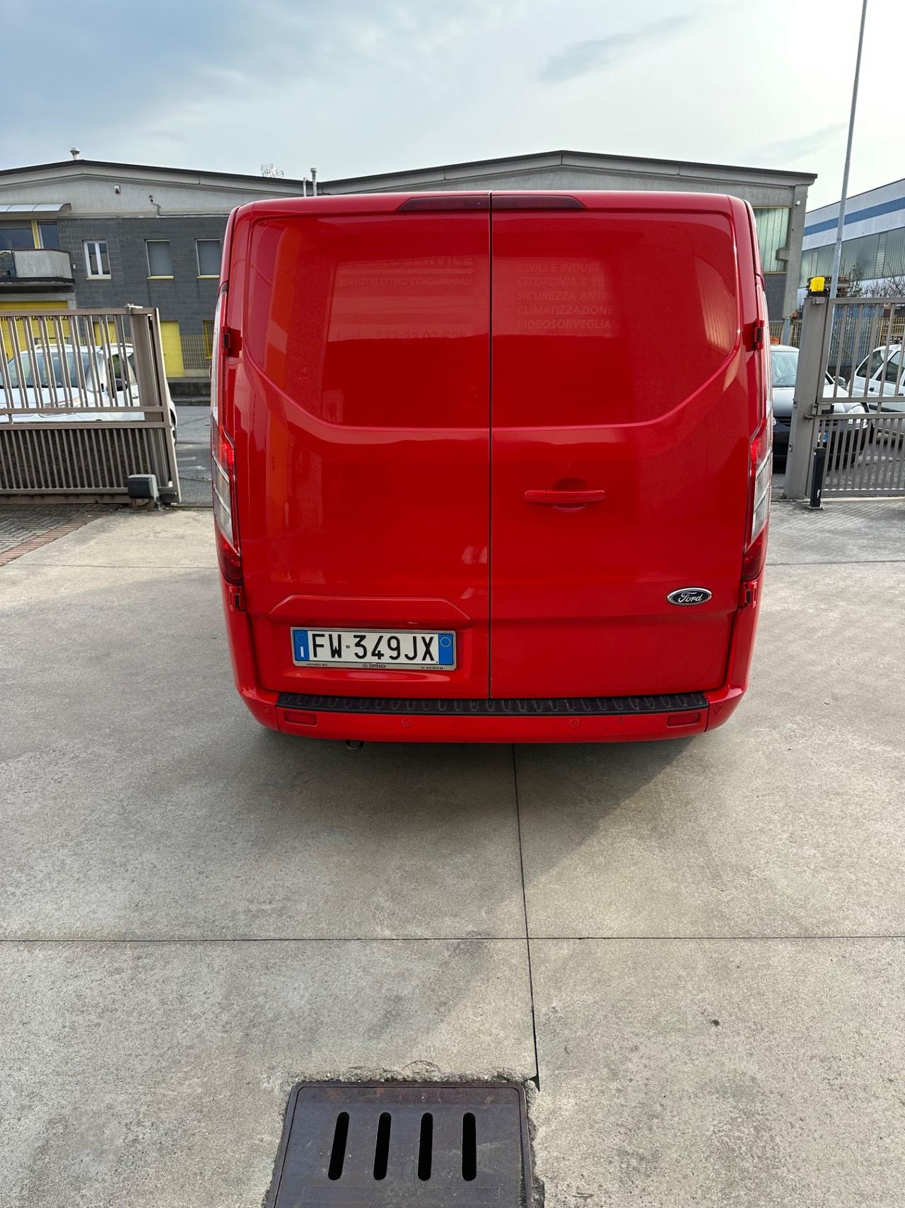 Ford Transit Custom 340 2.0 TDCi 130 PC Furgone Titanium