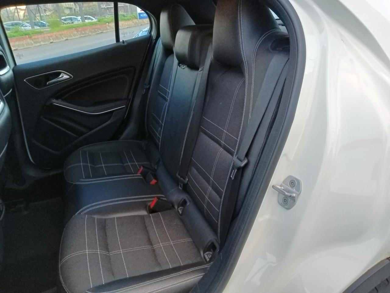 Mercedes-benz GLA 220 d LEGGERE DESCRIZIONE