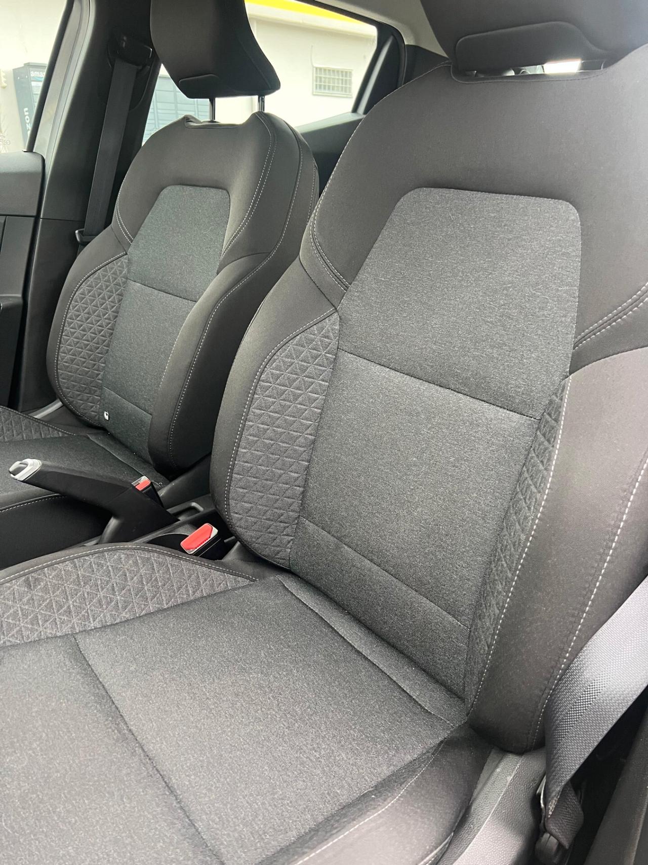 Renault Clio 65 CV 2024 NEOPATENTI IVA ESPOSTA