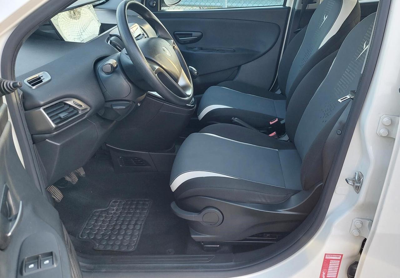 LANCIA YPSILON - 1.2 BENZINA - UNICO PROPRIETARIO