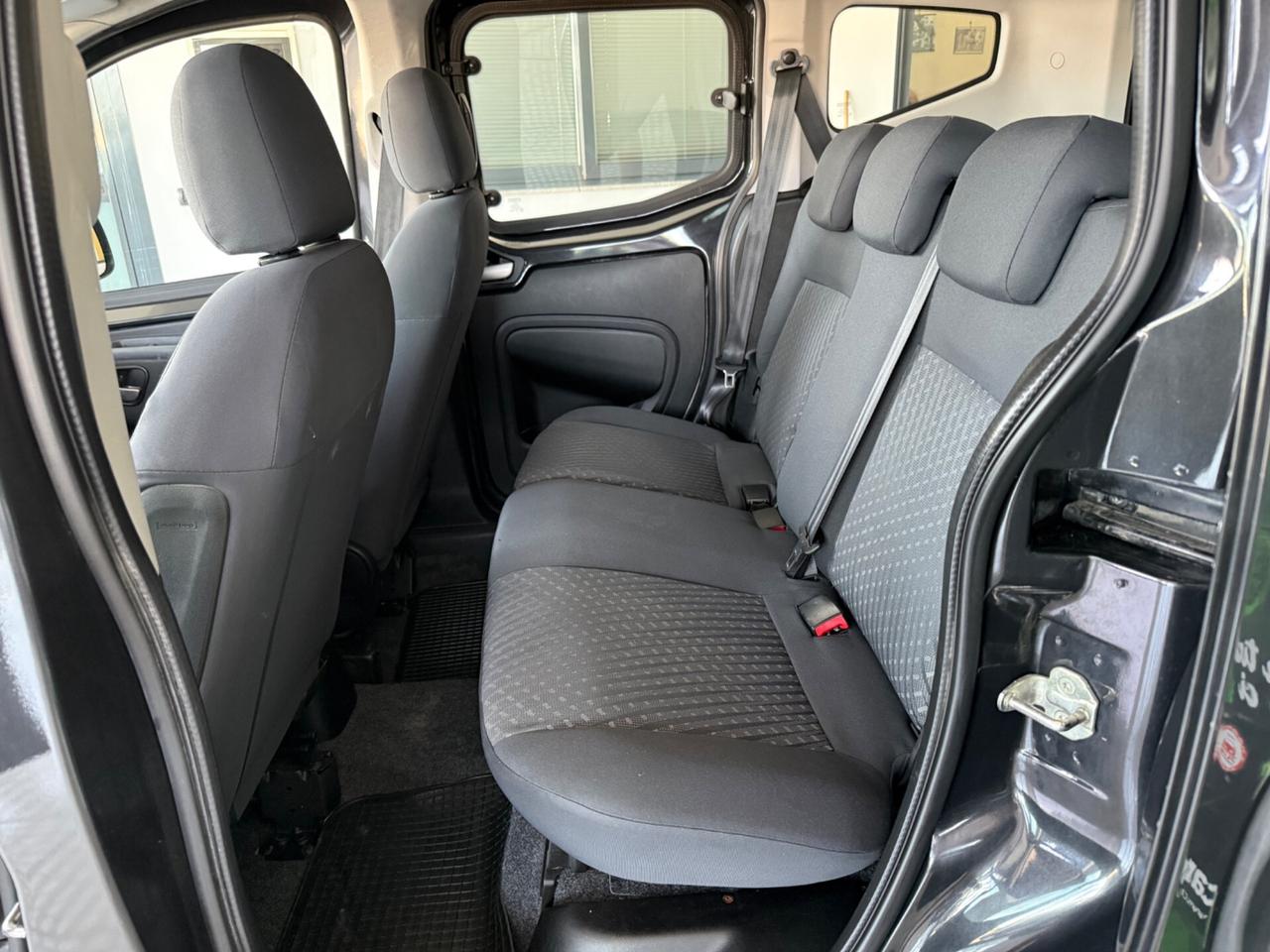 Peugeot Bipper Tepee 1.3 HDi 75 FAP Stop&Start Outdoor