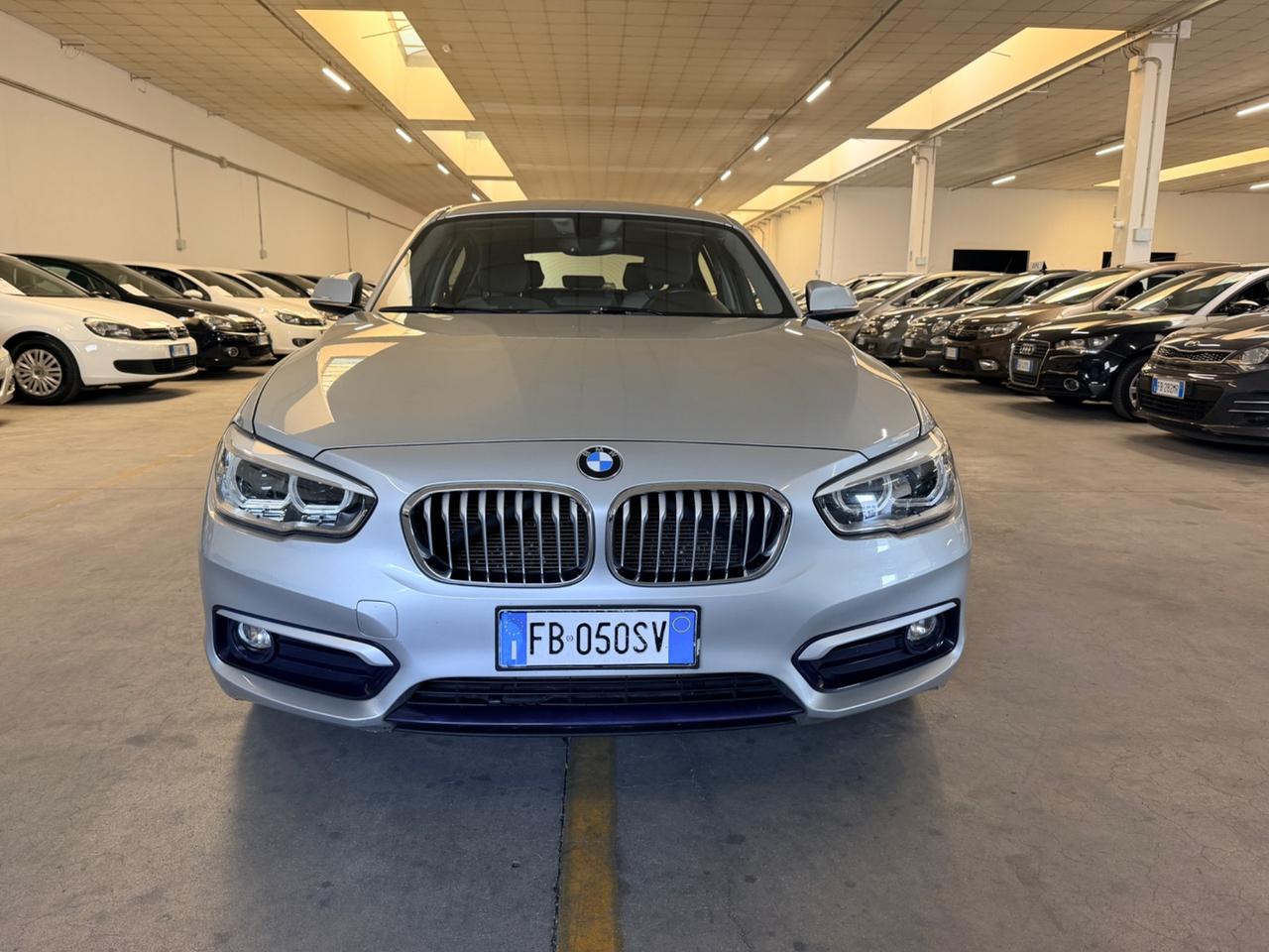 Bmw 116 116d 5p. Urban
