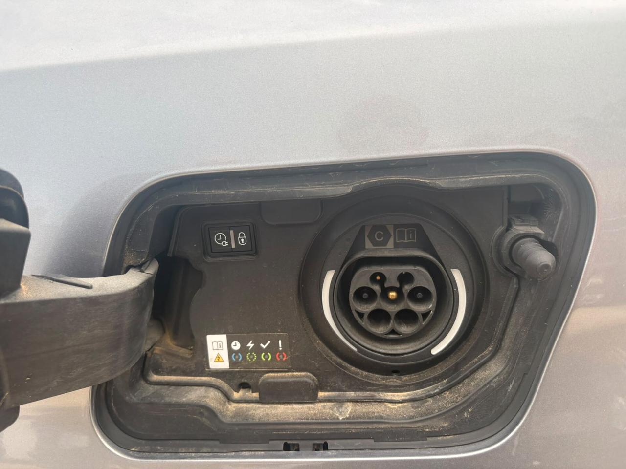 Peugeot 3008 Hybrid 225 e-EAT8 Allure Pack