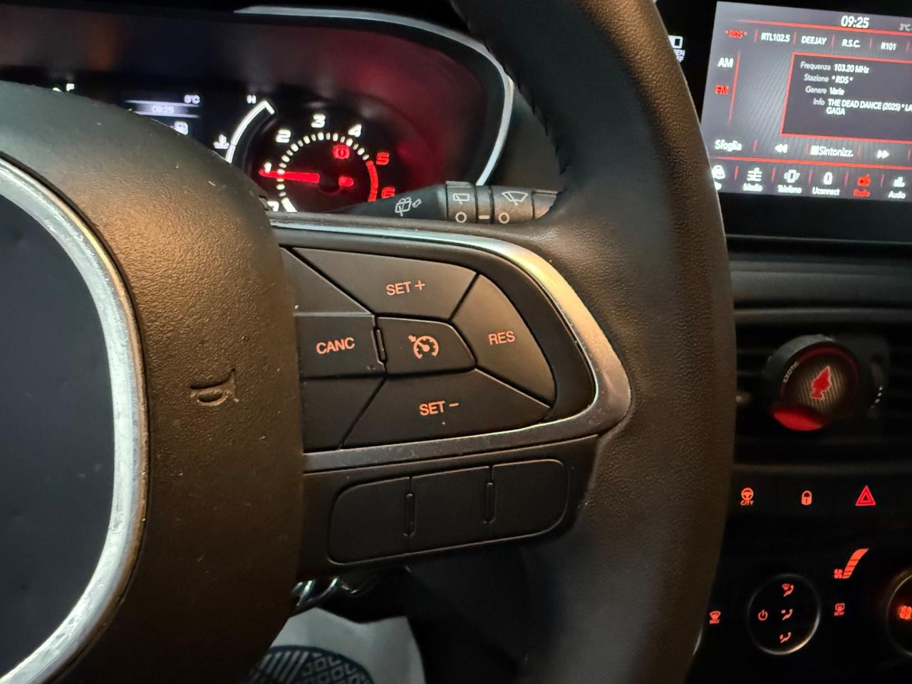 Fiat Tipo 1.6 Mjt 120cv 5P LOUNGE LED/R17 DA VETRINA2019