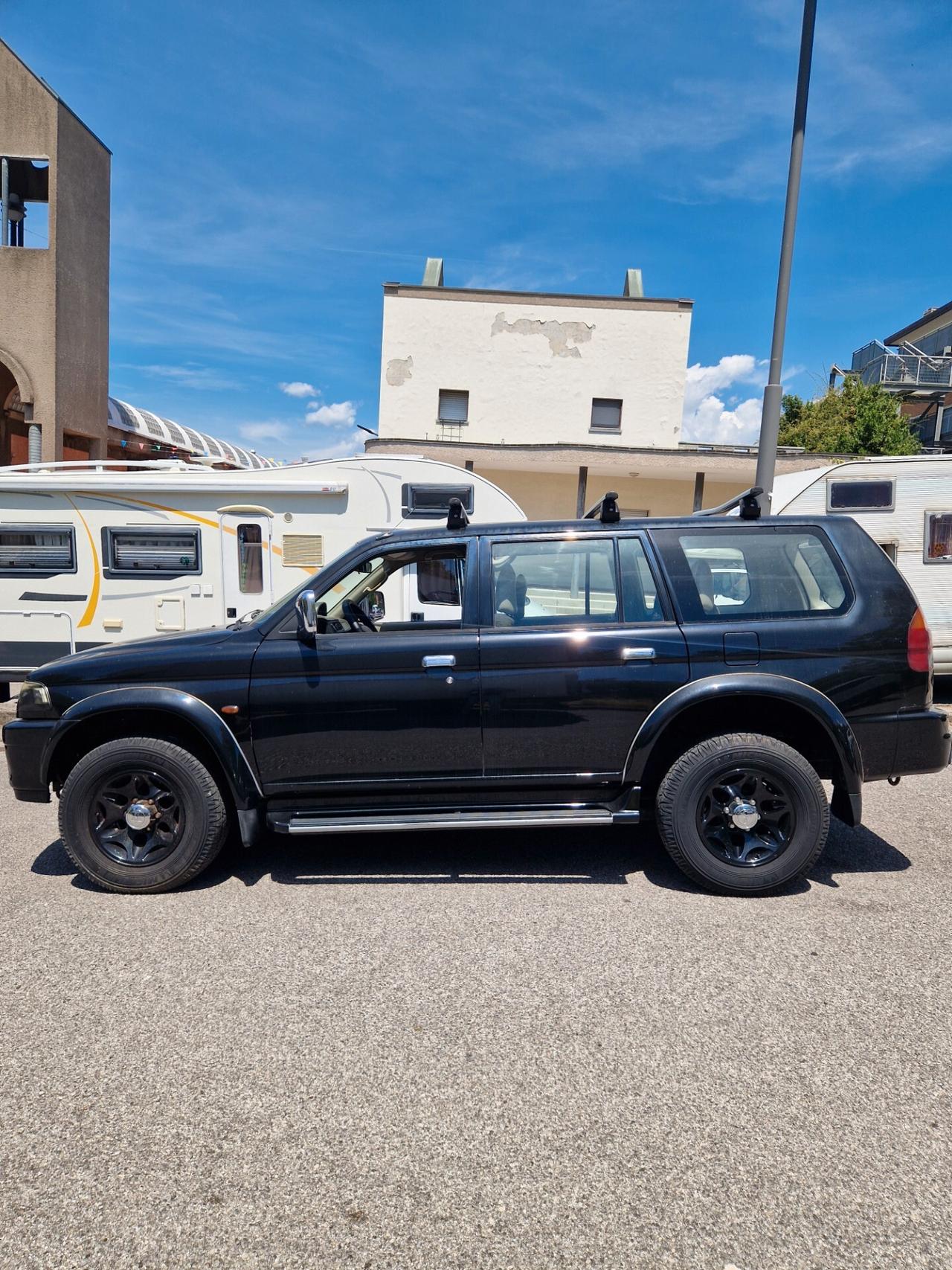 Mitsubishi Pajero Sport 3.0i V6 24V - 4x4