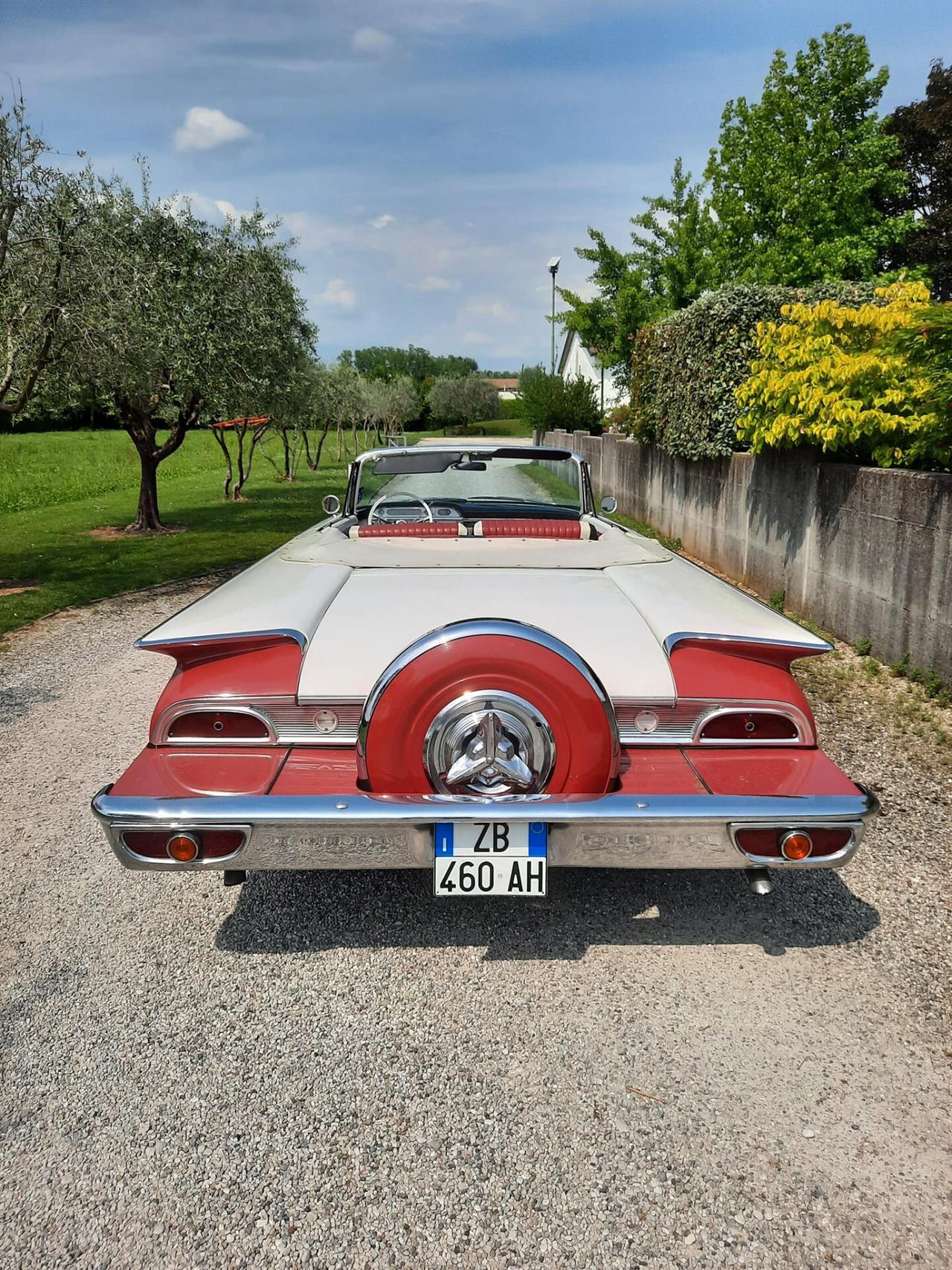 Ford Galaxie Sunliner Convertibile del 1960