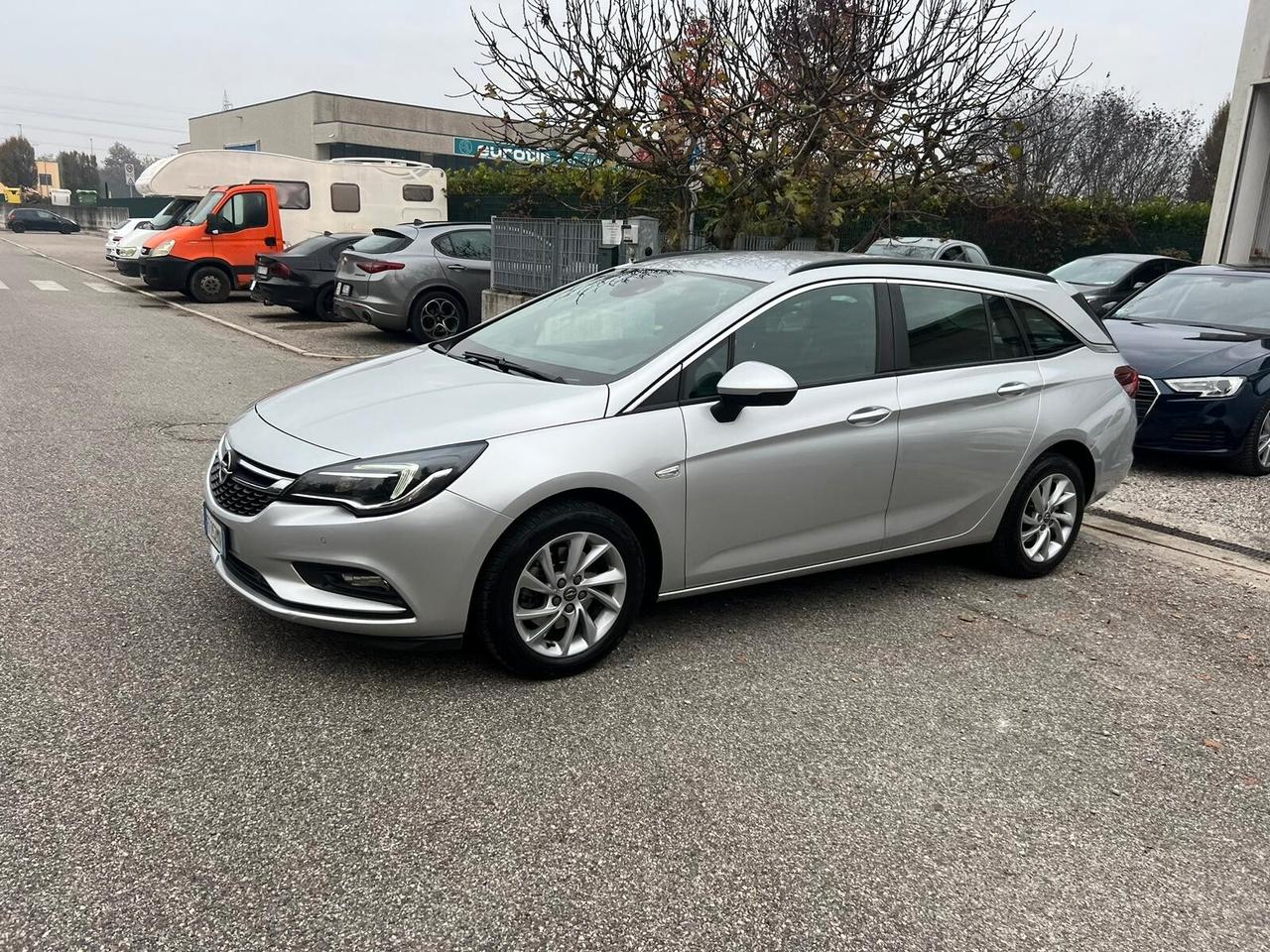 Opel Astra 1.6 CDTi 136CV aut. Sports Tourer Innovation