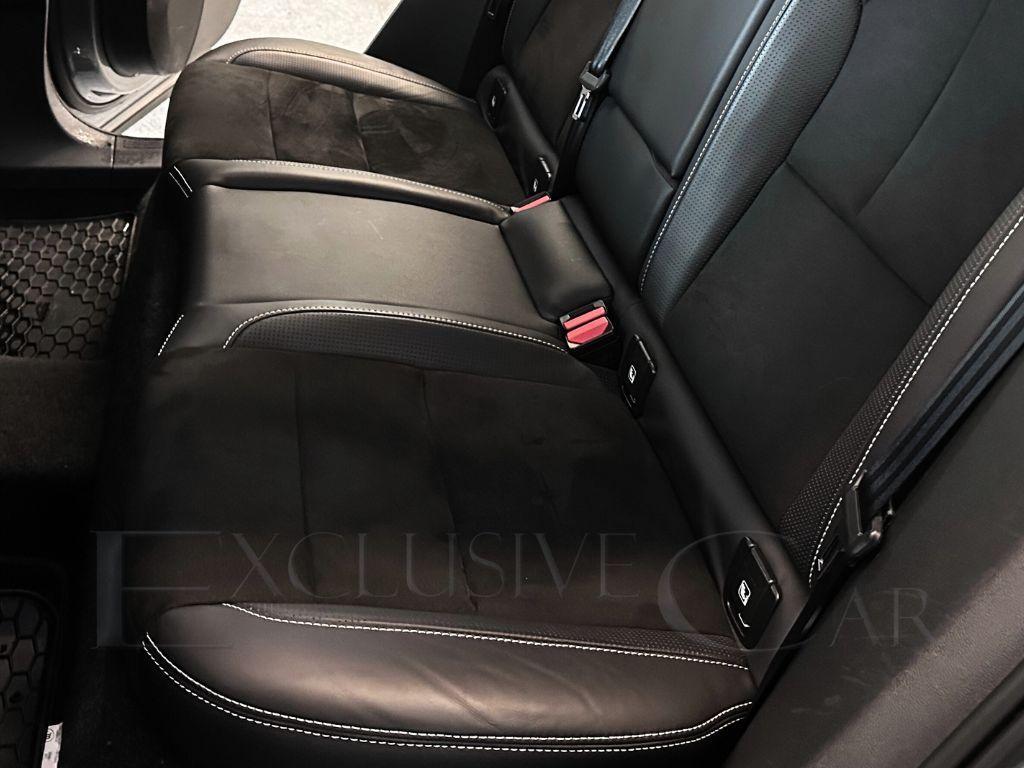 VOLVO - XC40 - D3 R-design