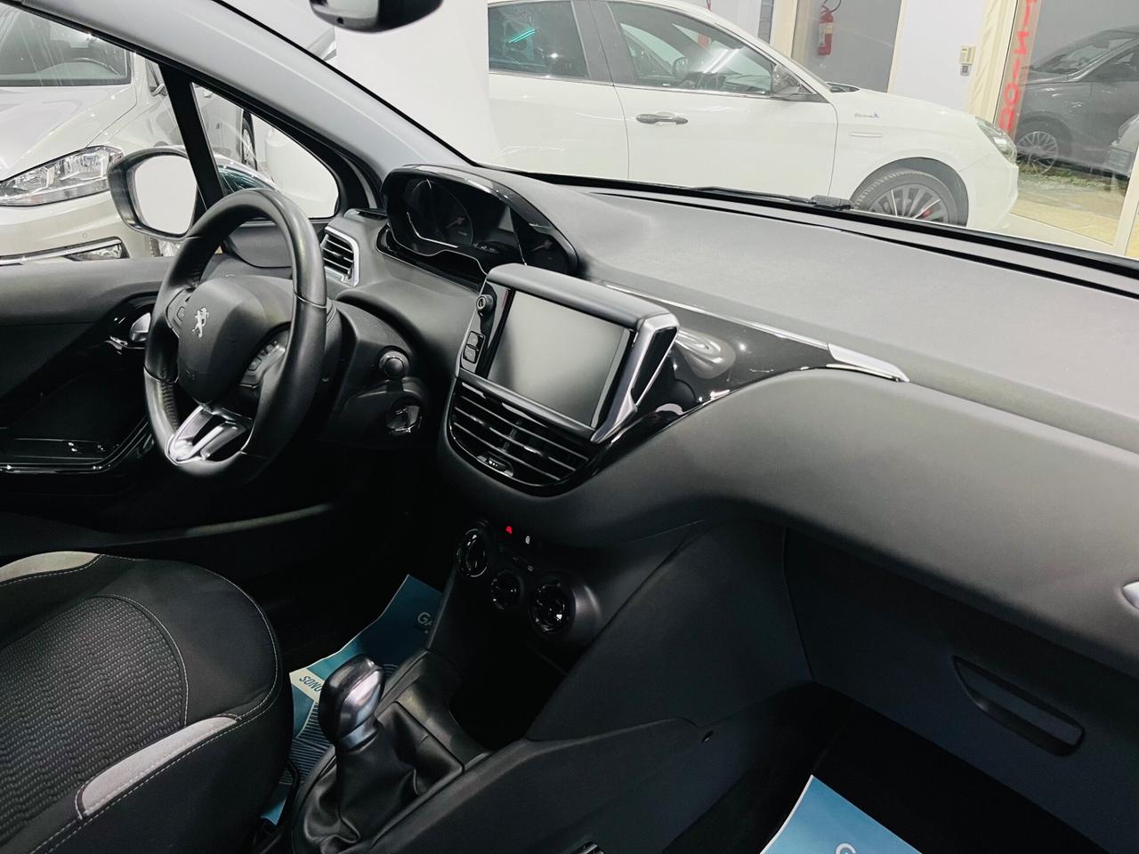 Peugeot 208 1.6 BlueHDi 100cv Style anno 2015