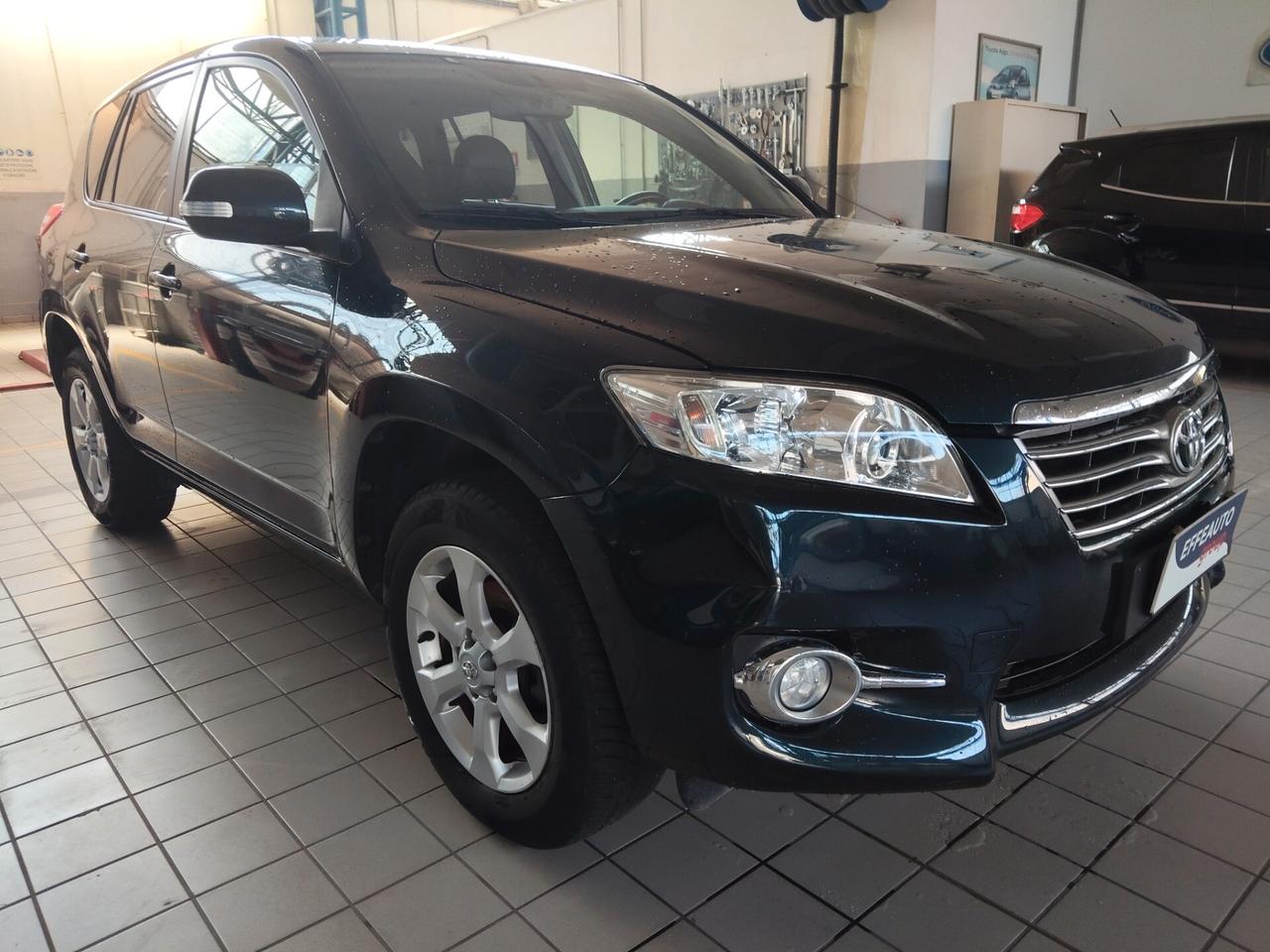 Toyota RAV 4 RAV4 2.2 D-4D 150 CV DPF Exclusive