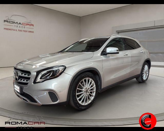 MERCEDES-BENZ GLA 180 Business