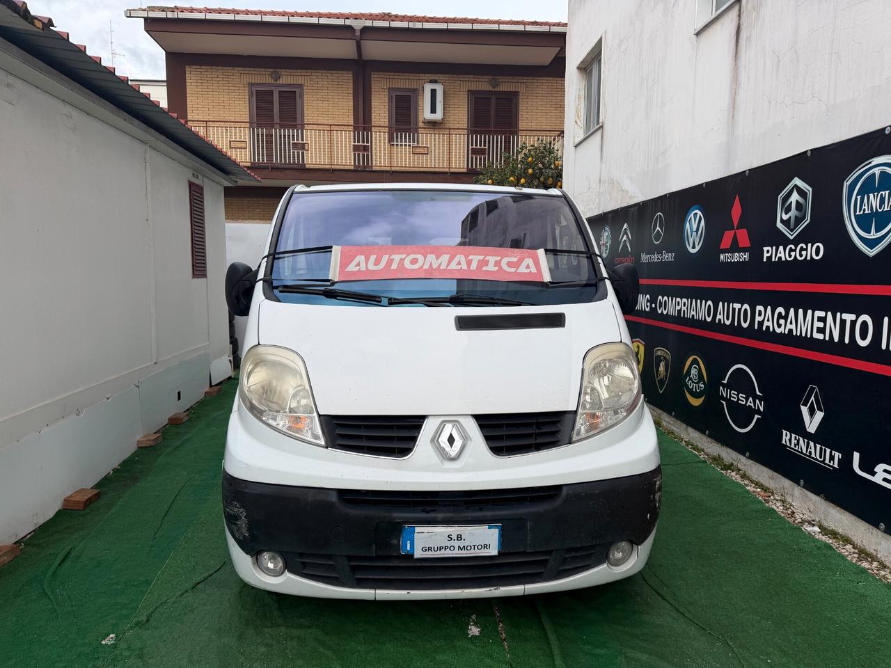 Renault Trafic 2008 2.0 dCi 9 POSTI LEGGI TUTTO!